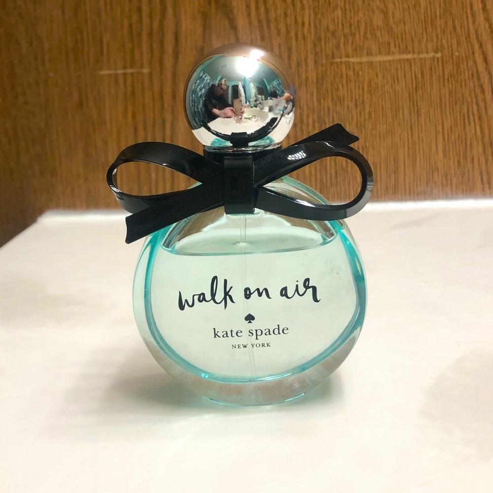 Kate Spade - Walk on Air - 1.7 oz. Eau de parfum